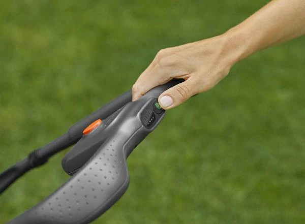 Gardena Accu Grasmaaier PowerMax 32/18V P4A-Zonder Accu 7 Gardena Accu Grasmaaier PowerMax 32/18V P4A-Zonder Accu - Afbeelding 5