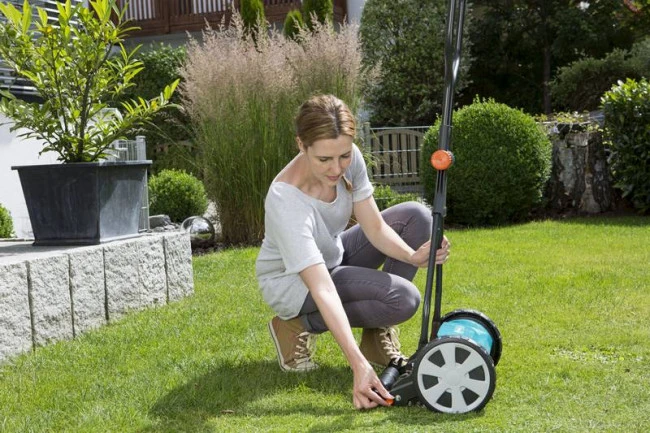 Gardena Classic Kooimesmaaier 330 5 Gardena Classic Kooimesmaaier 330 - Afbeelding 3