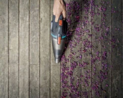 Gardena Accu Buitenstofzuiger EasyClean Li -Tuin Gereedschap 4078500042444 gardena accu buitenstofzuiger easyclean li 3.298