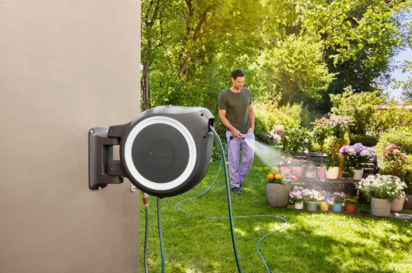 Gardena Wandslangenbox RollUp M/L 25 M Wit 4 Gardena Wandslangenbox RollUp M/L 25 M Wit - Afbeelding 2