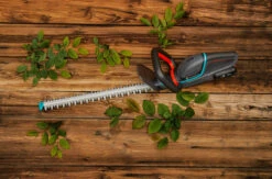 Gardena Accuheggenschaar ComfortCut 50/18V P4A Set -Tuin Gereedschap 4078500054249 gardena accuheggenschaar comfortcut 5018v p4a set 10.390