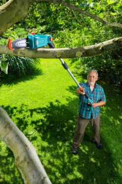 Gardena Accu Telescopische Snoeizaag TCS 20/18 P4A Set -Tuin Gereedschap 4078500054300 gardena accu telescopische snoeizaag tcs 2018 p4a set 5.390