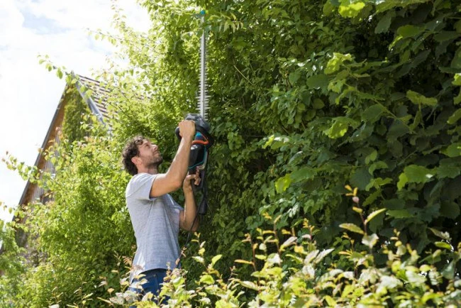 Gardena ComfortCut 700/65 Elektrische Heggenschaar 7 Gardena ComfortCut 700/65 Elektrische Heggenschaar - Afbeelding 5